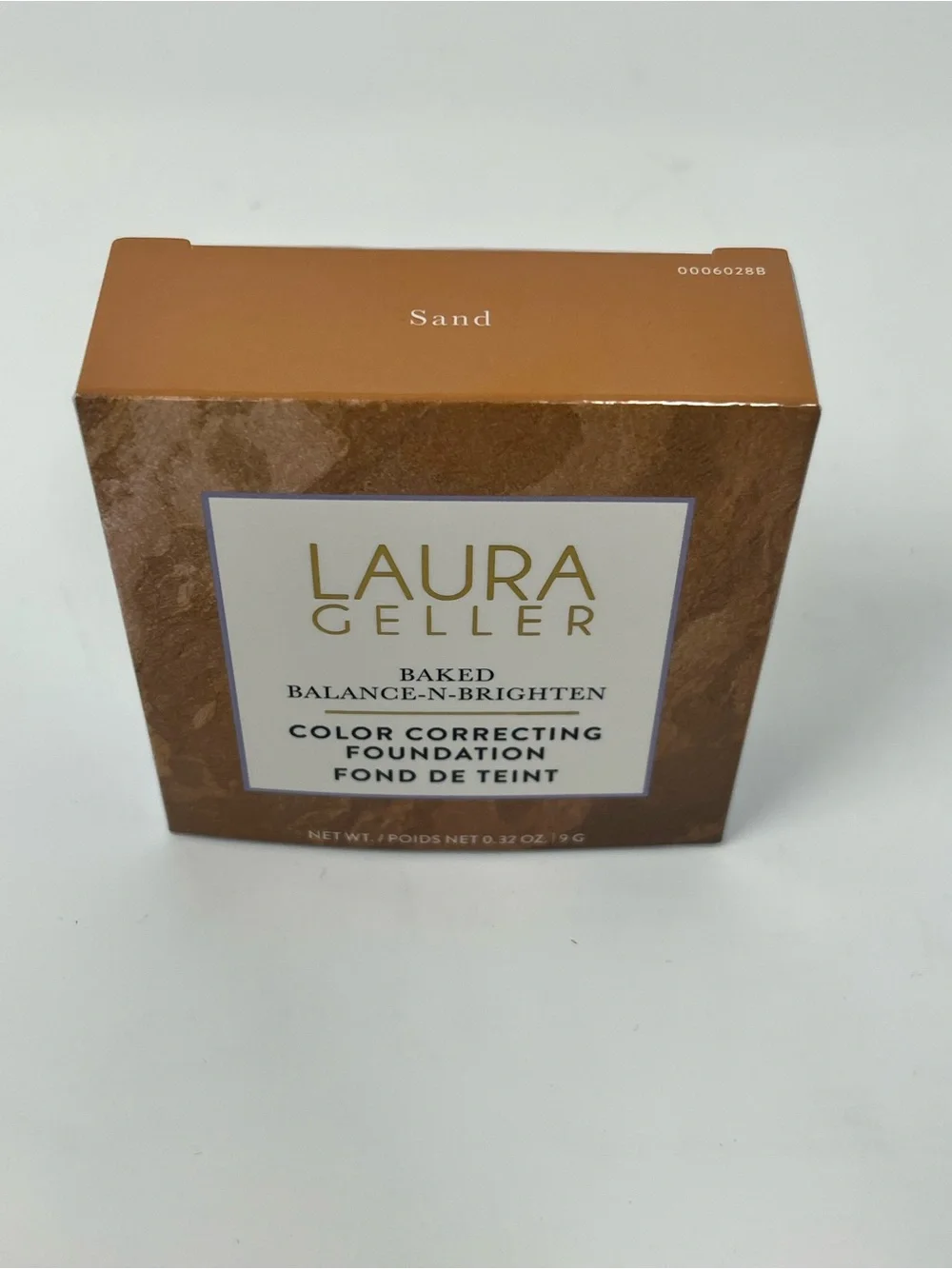 NWT Laura Geller Baked Balance-n-Brighten Color Correcting Foundation - Sand